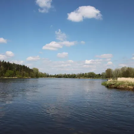 Forest River With Fireplace And Billard Εξοχικό σπίτι *